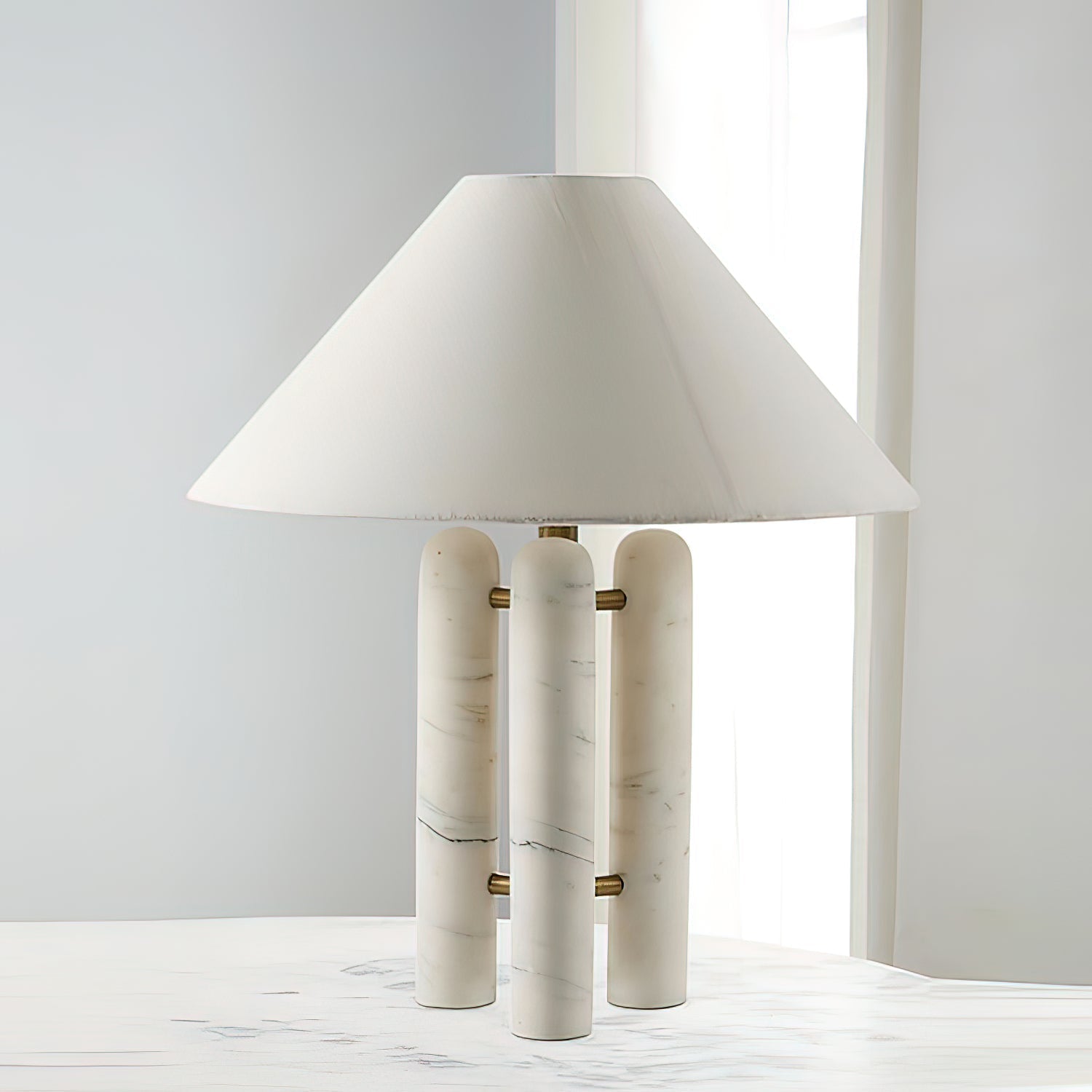 Mosa Tripod Marble Table Lamp
