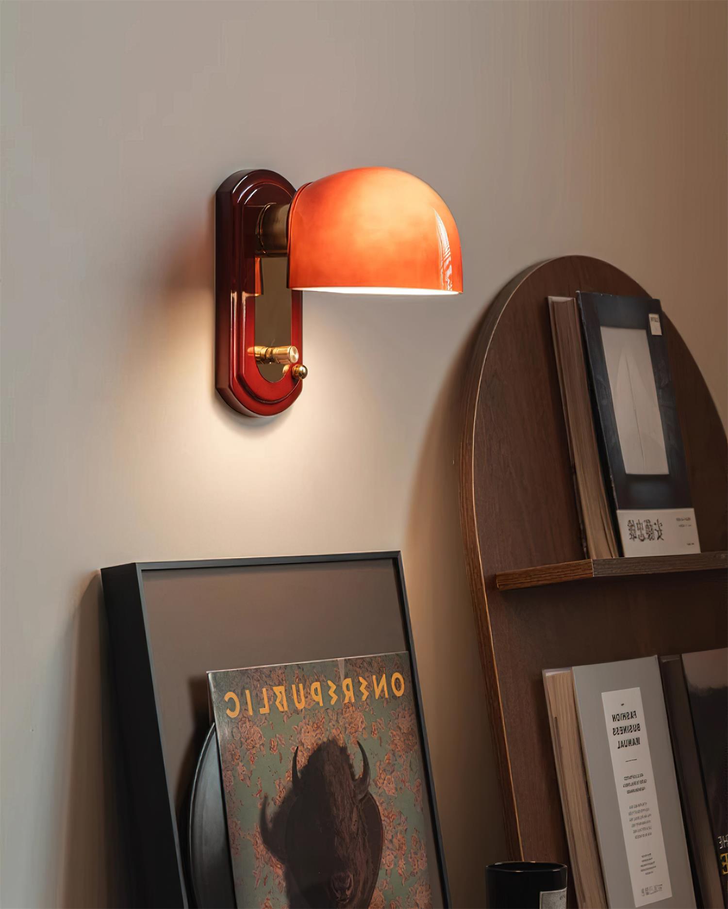 Honerow Wall Light