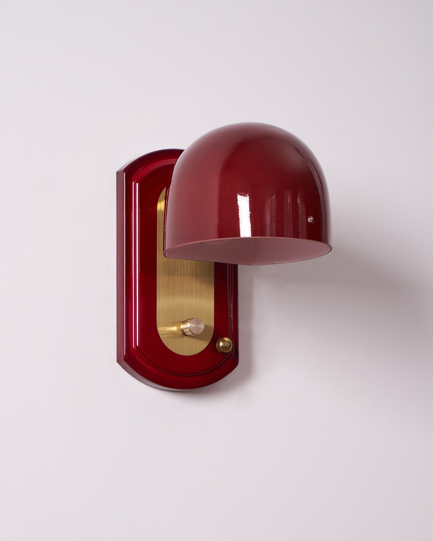 Honerow Wall Light