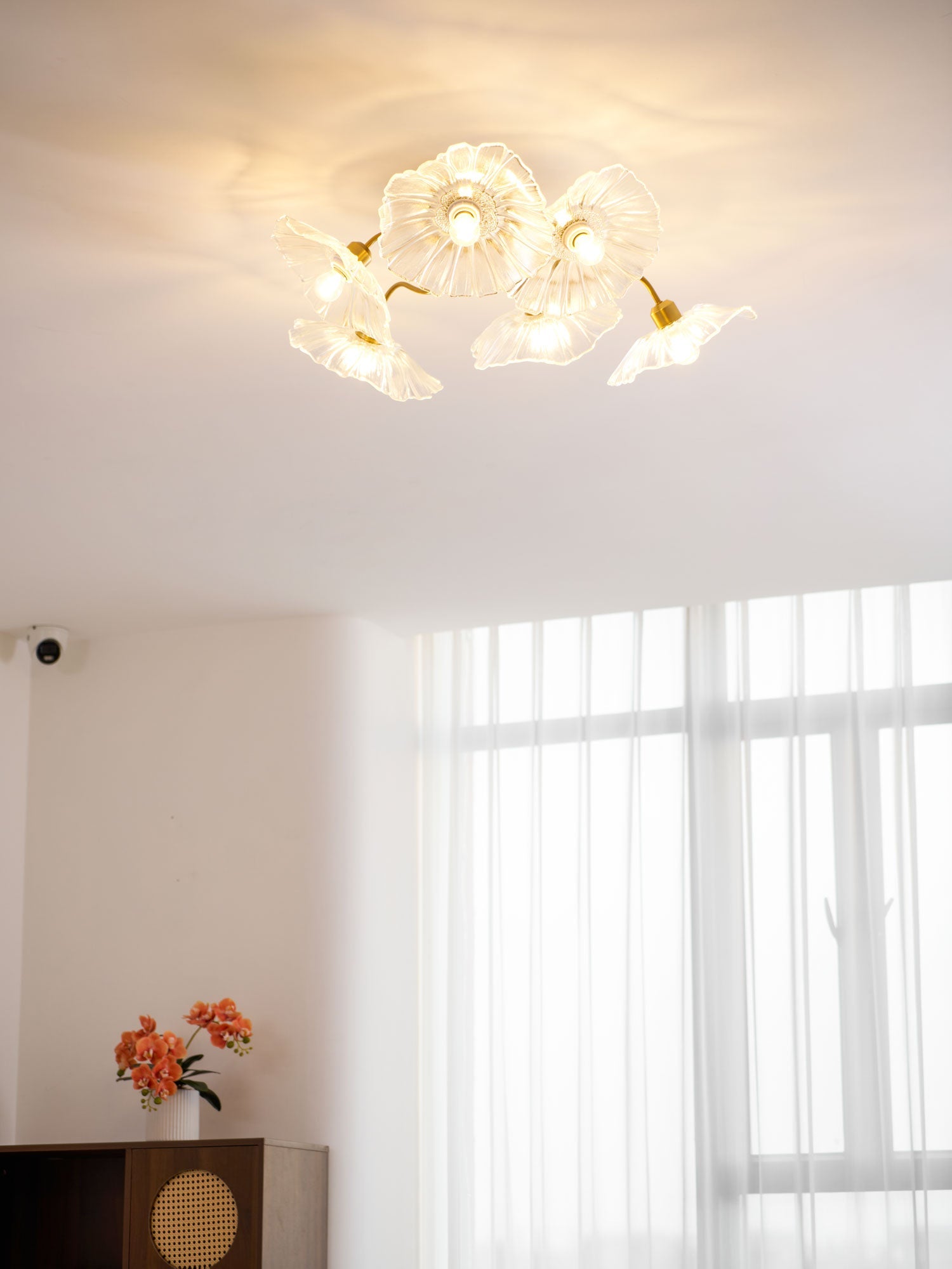 Leirova Lotus Leaf Ceiling Light