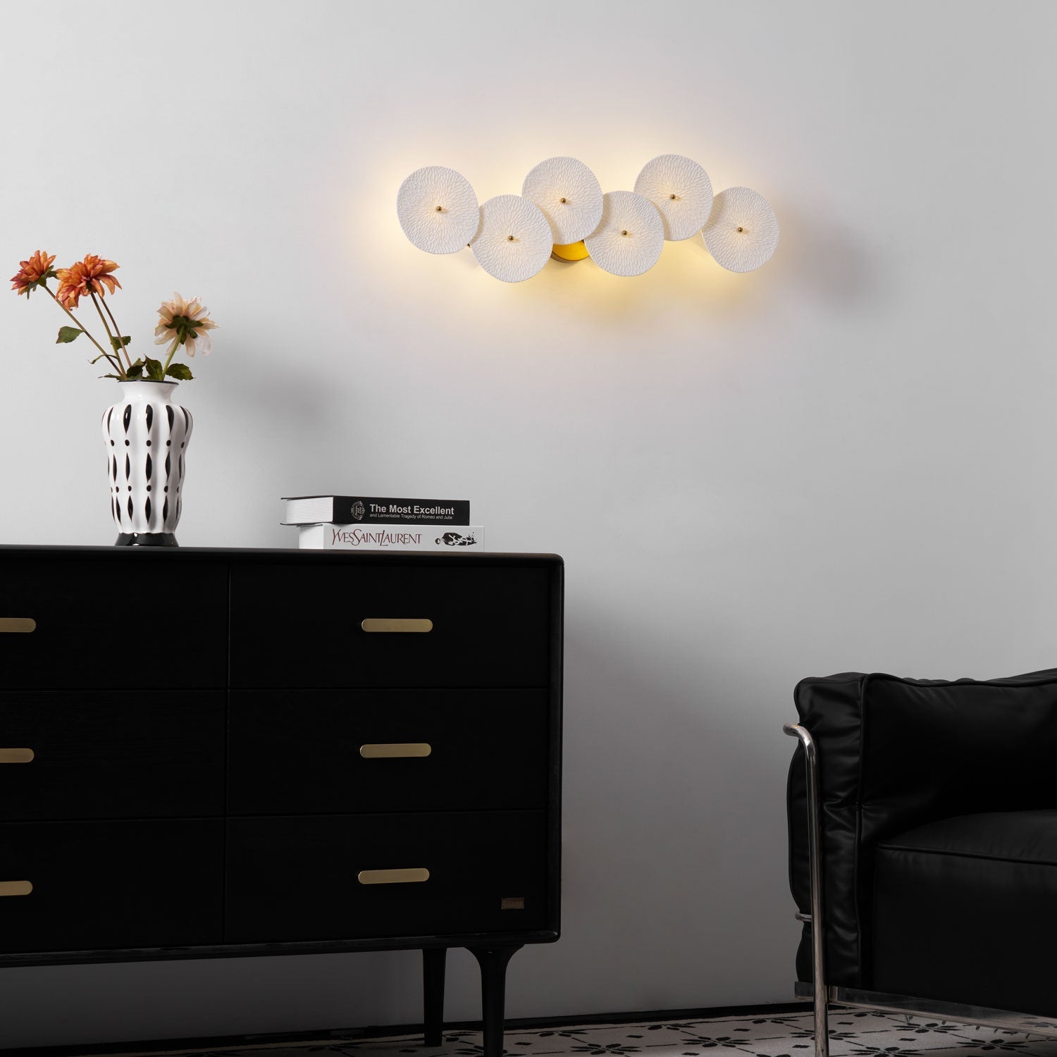 Bedelar Wall Light