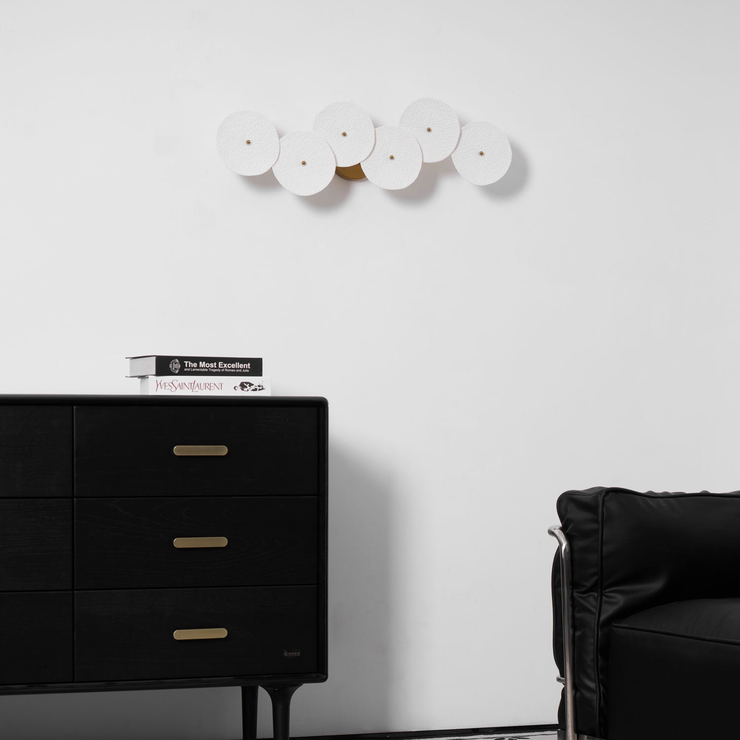 Bedelar Wall Light
