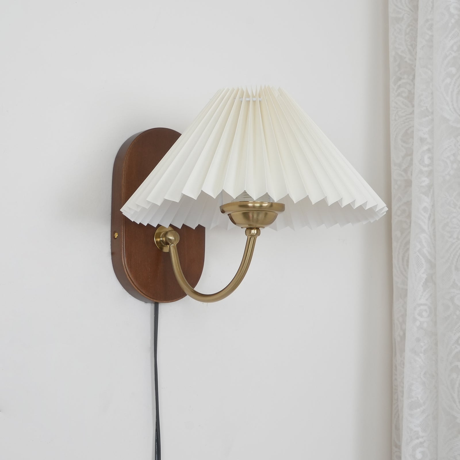Libero Wall Light
