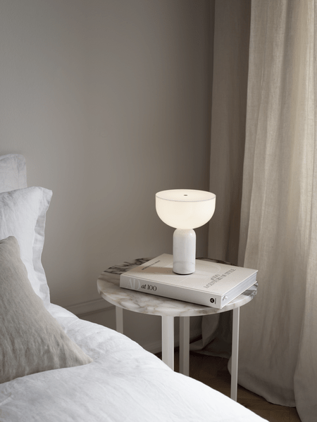 Ugonelor Table Lamp
