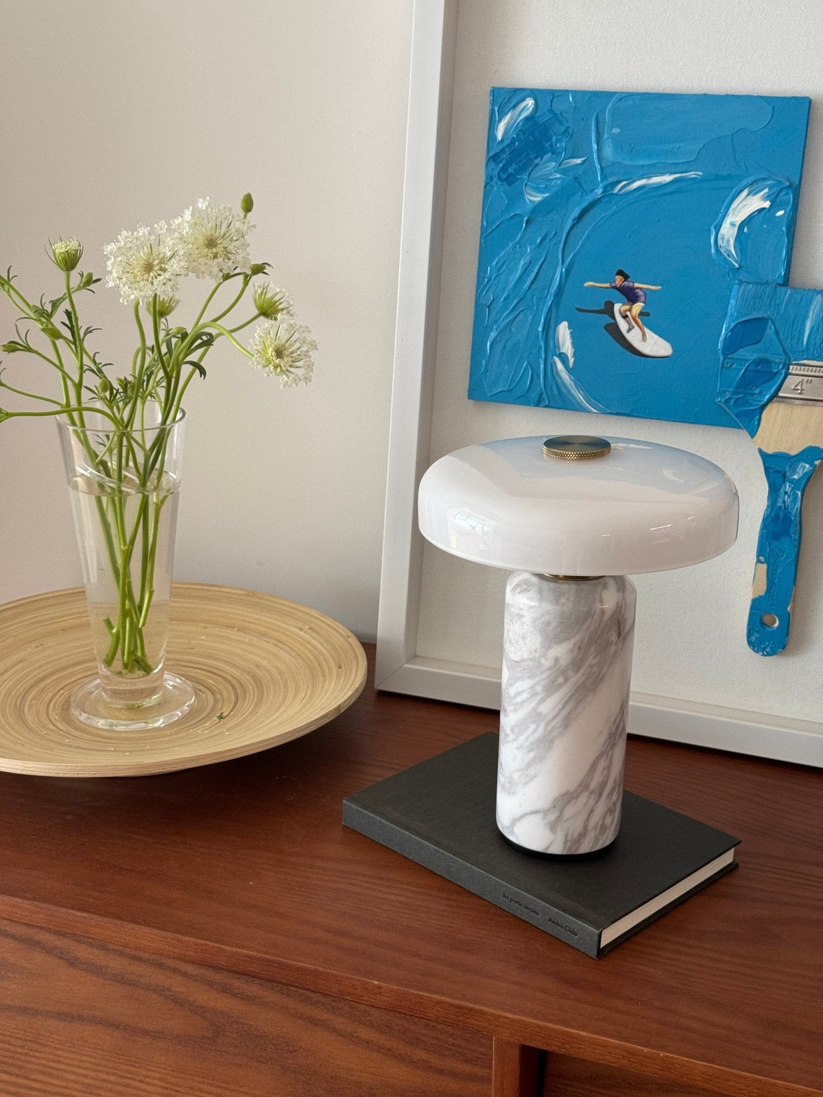 Ugonelor Table Lamp