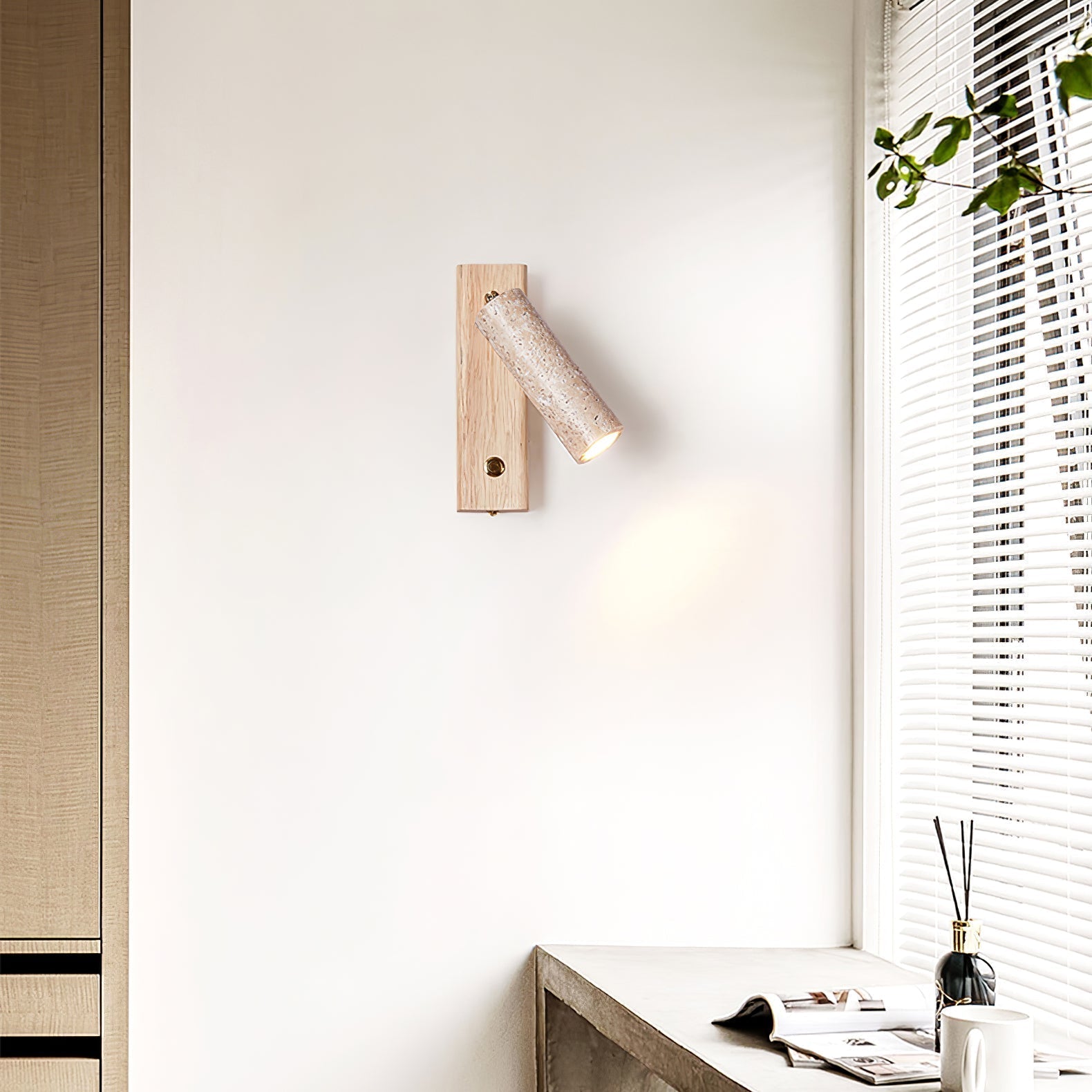 Belarero Cylindrical Wall Light