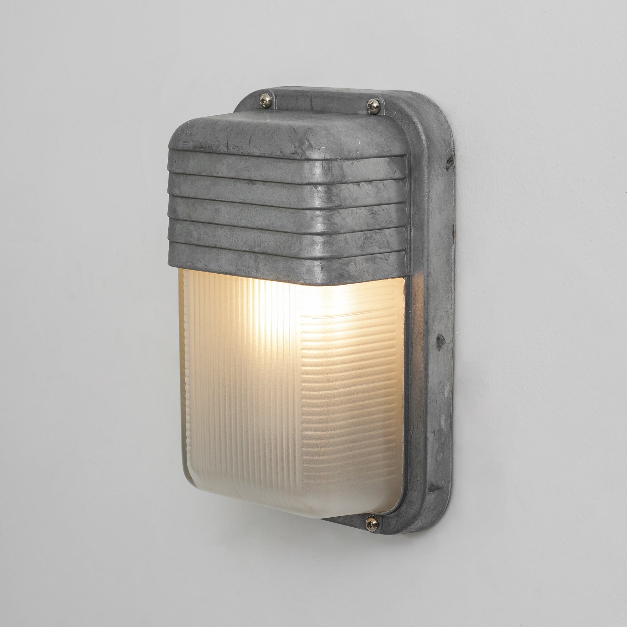Alronira Nautical Outdoor Wall Light