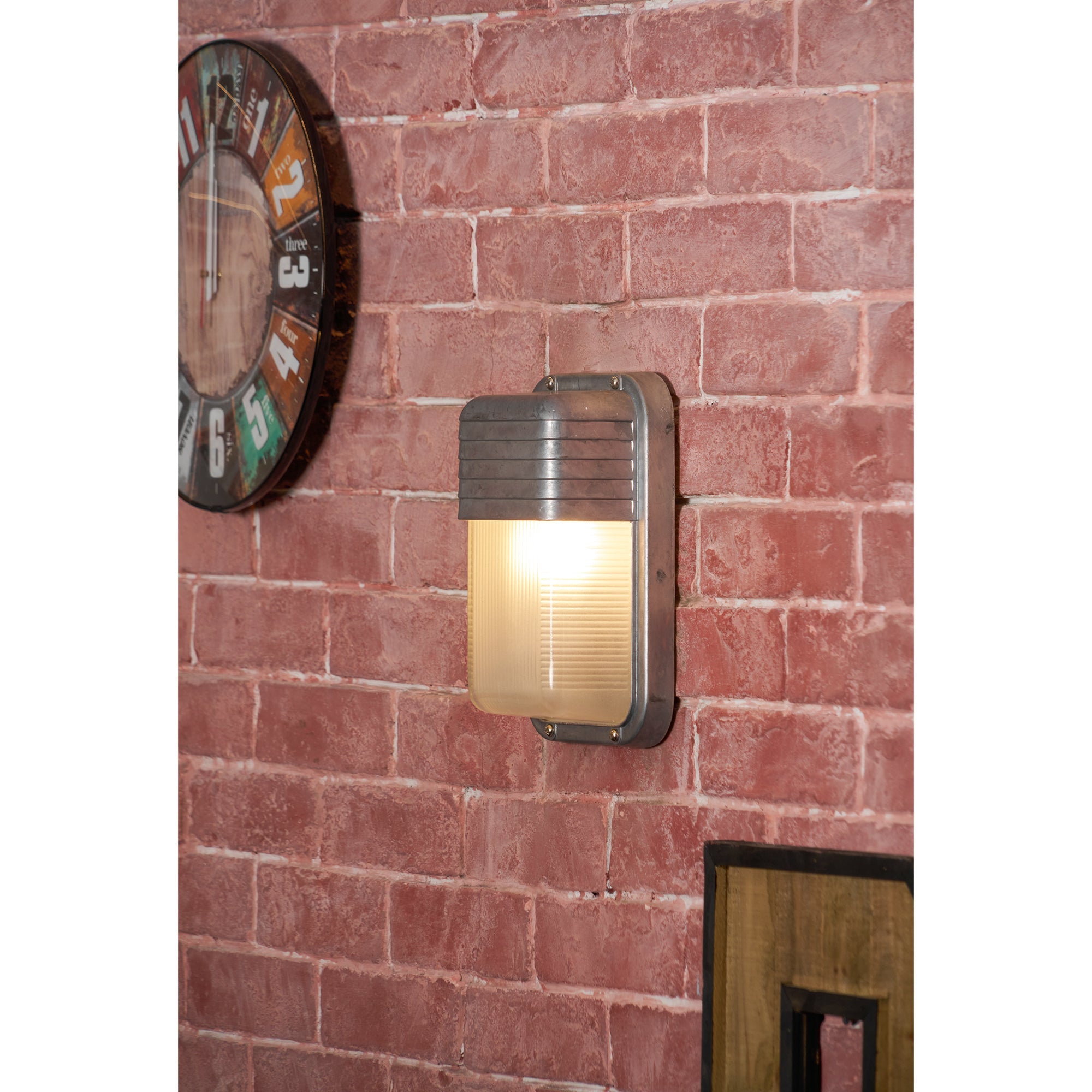Alronira Nautical Outdoor Wall Light