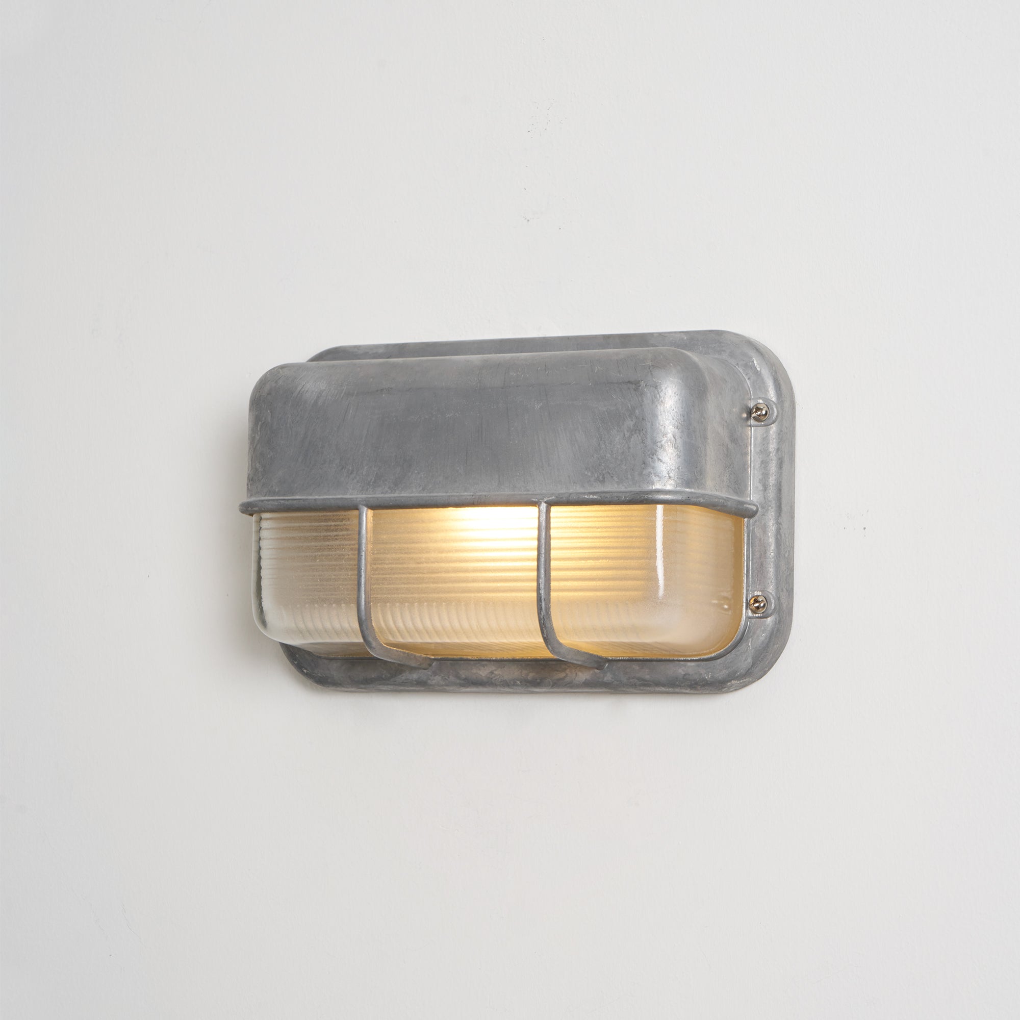 Alronira Nautical Outdoor Wall Light