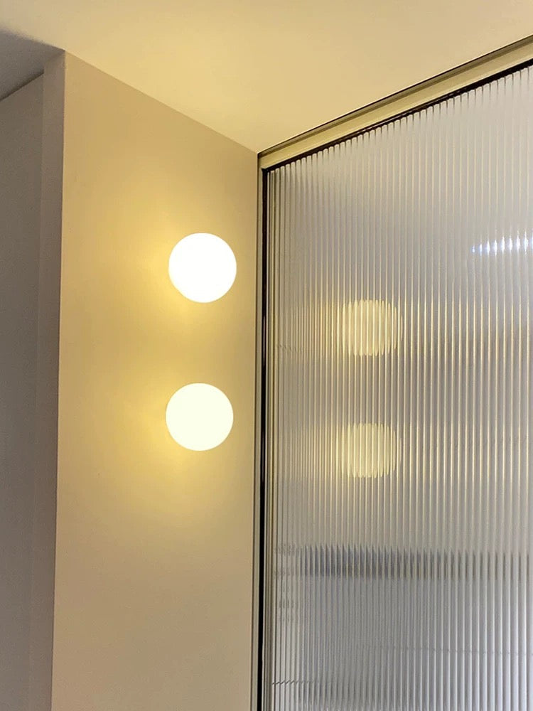 Arsonla Globe Wall Light