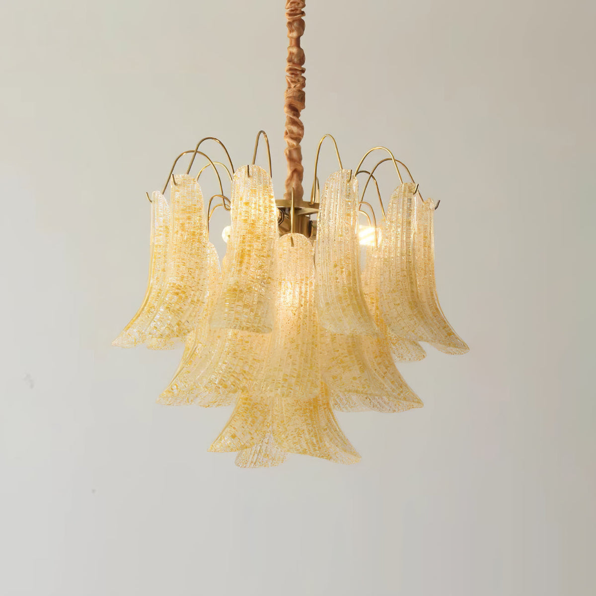 Hunelor Chandelier