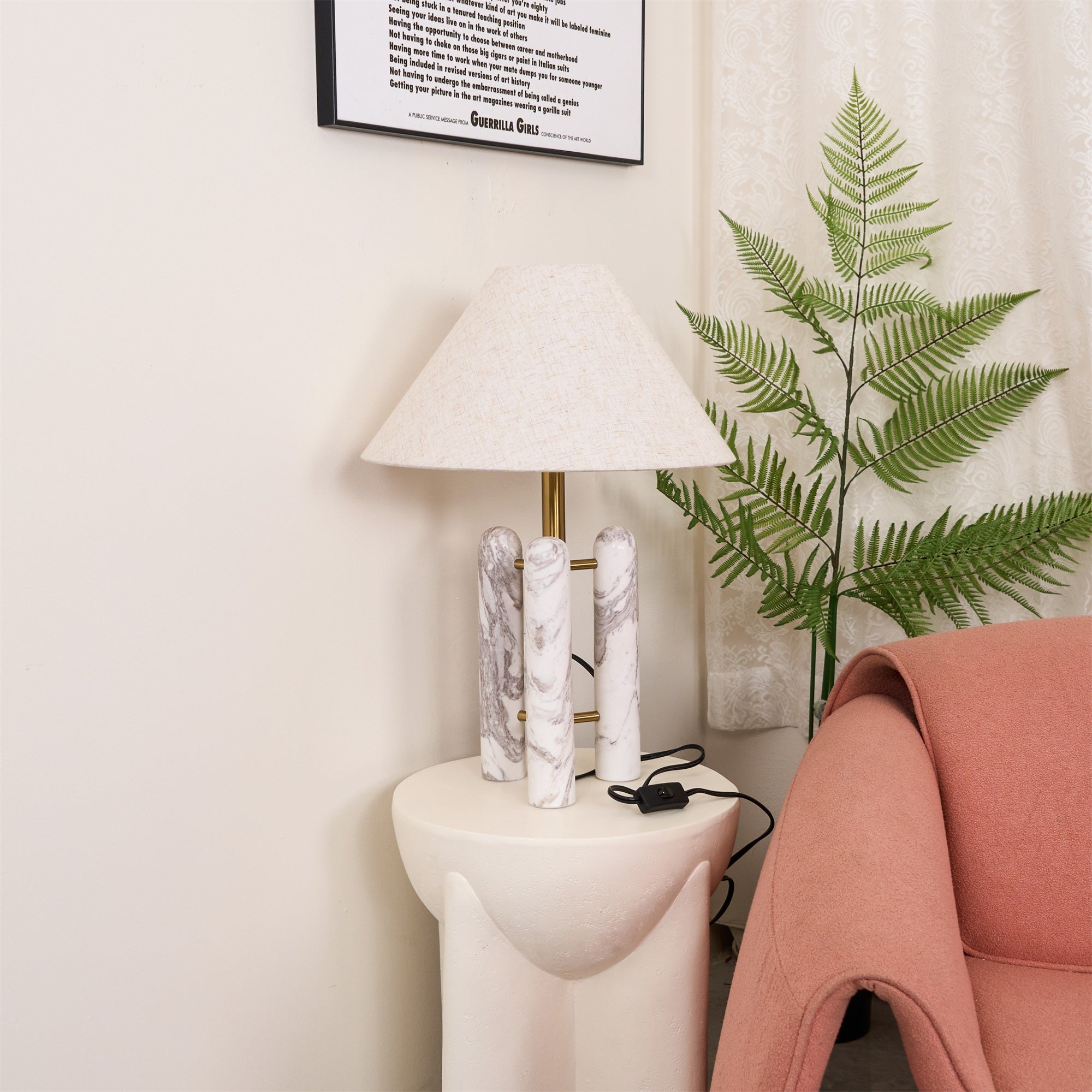 Mosa Tripod Marble Table Lamp