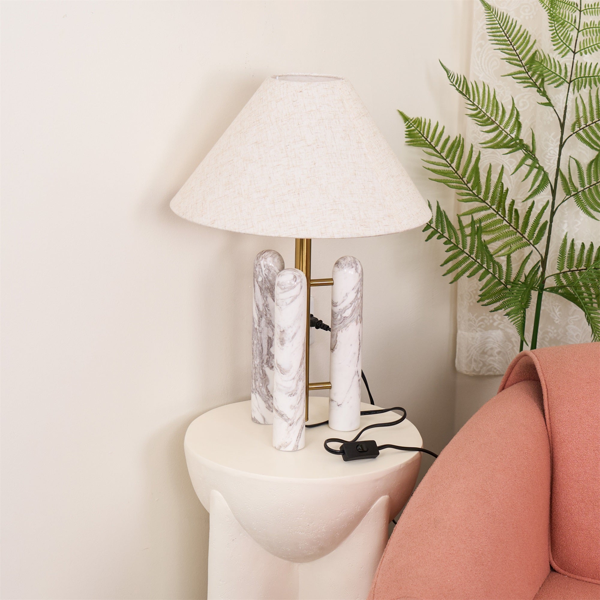 Mosa Tripod Marble Table Lamp