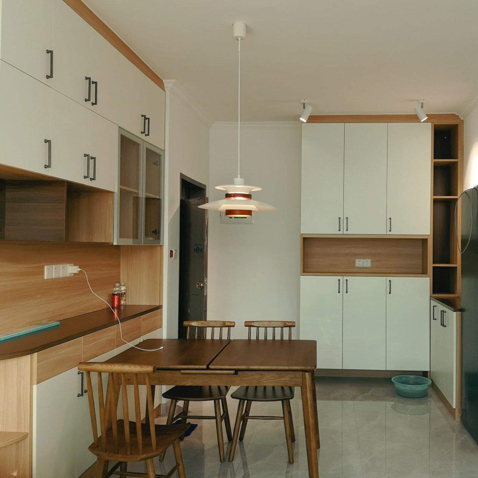 Morecan Pendant Light