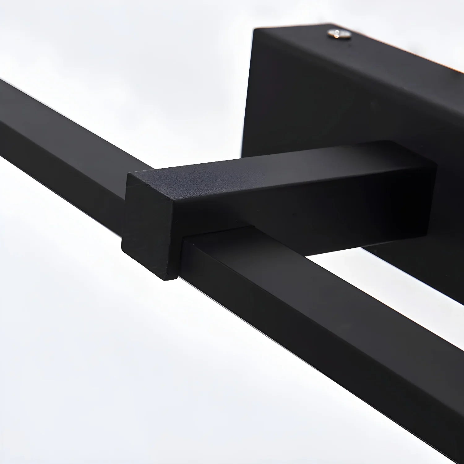 Batavel Wall Light