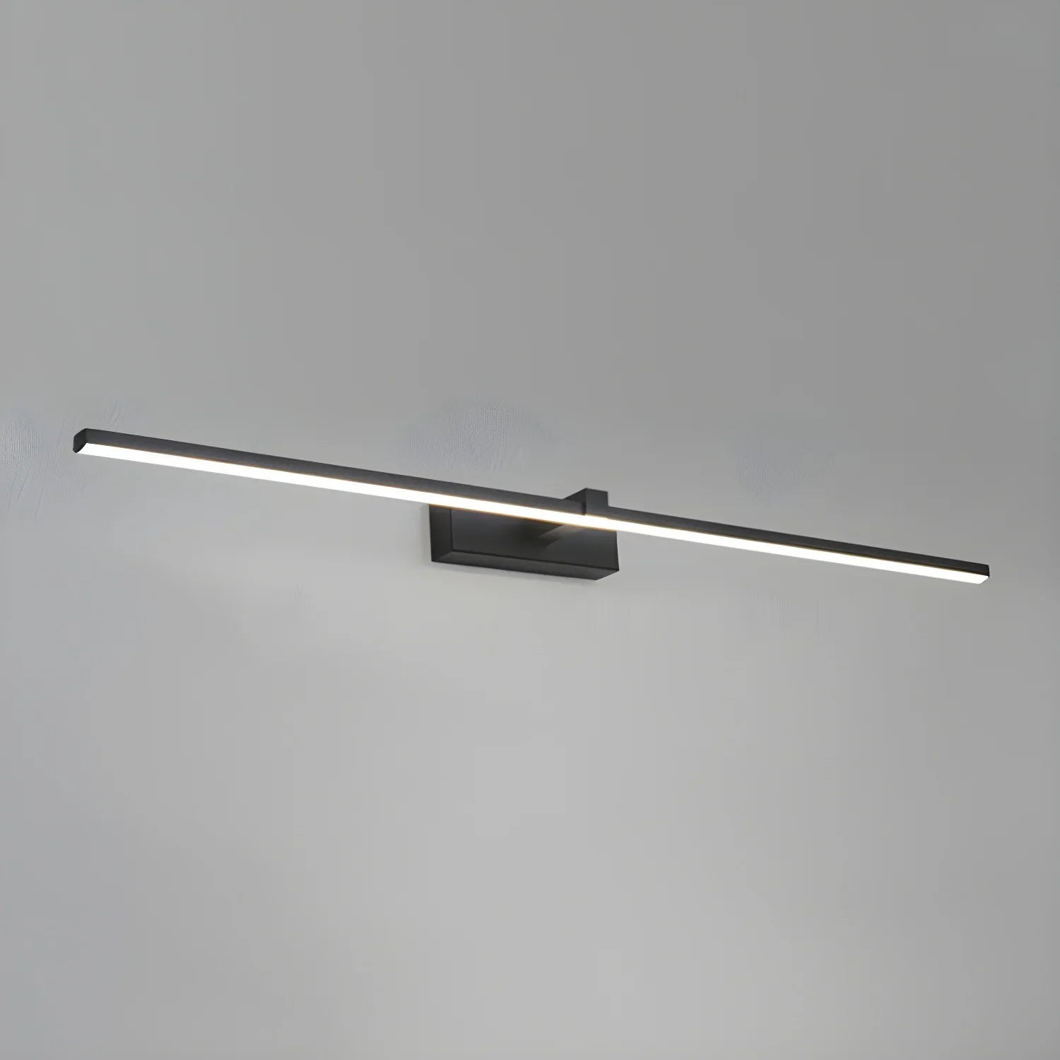 Batavel Wall Light