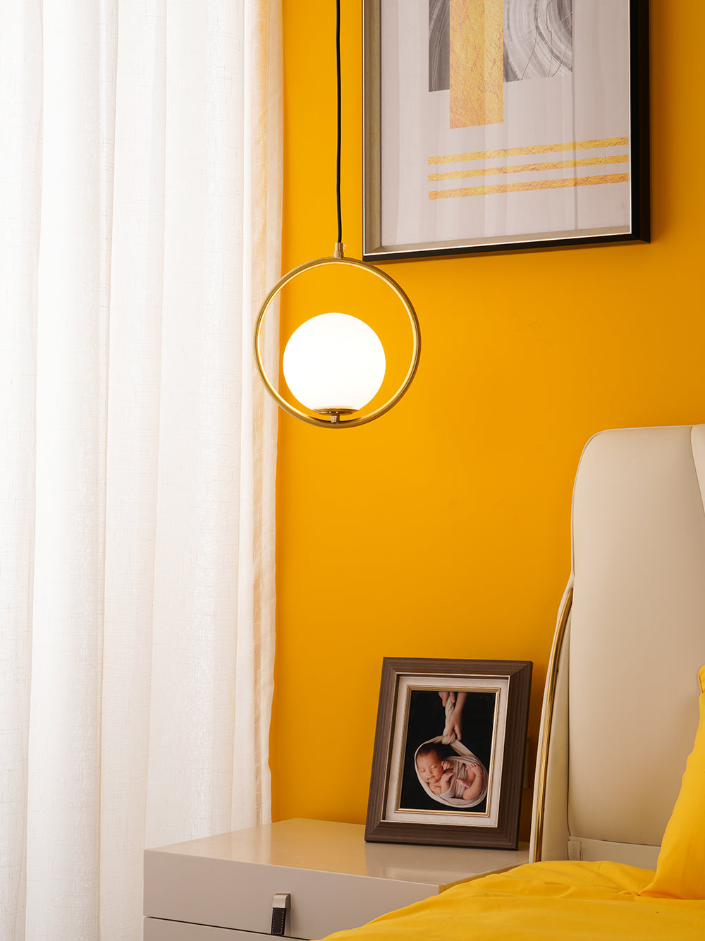 Cefemi Globe Pendant Light