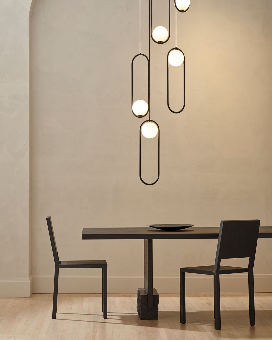Cefemi Globe Pendant Light