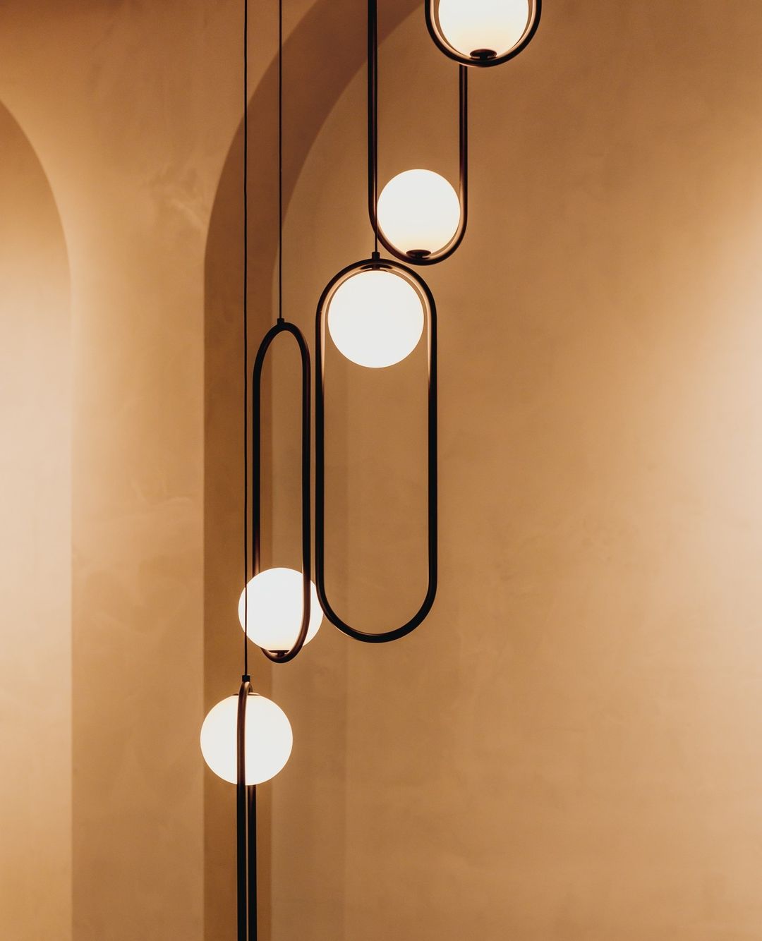 Cefemi Globe Pendant Light