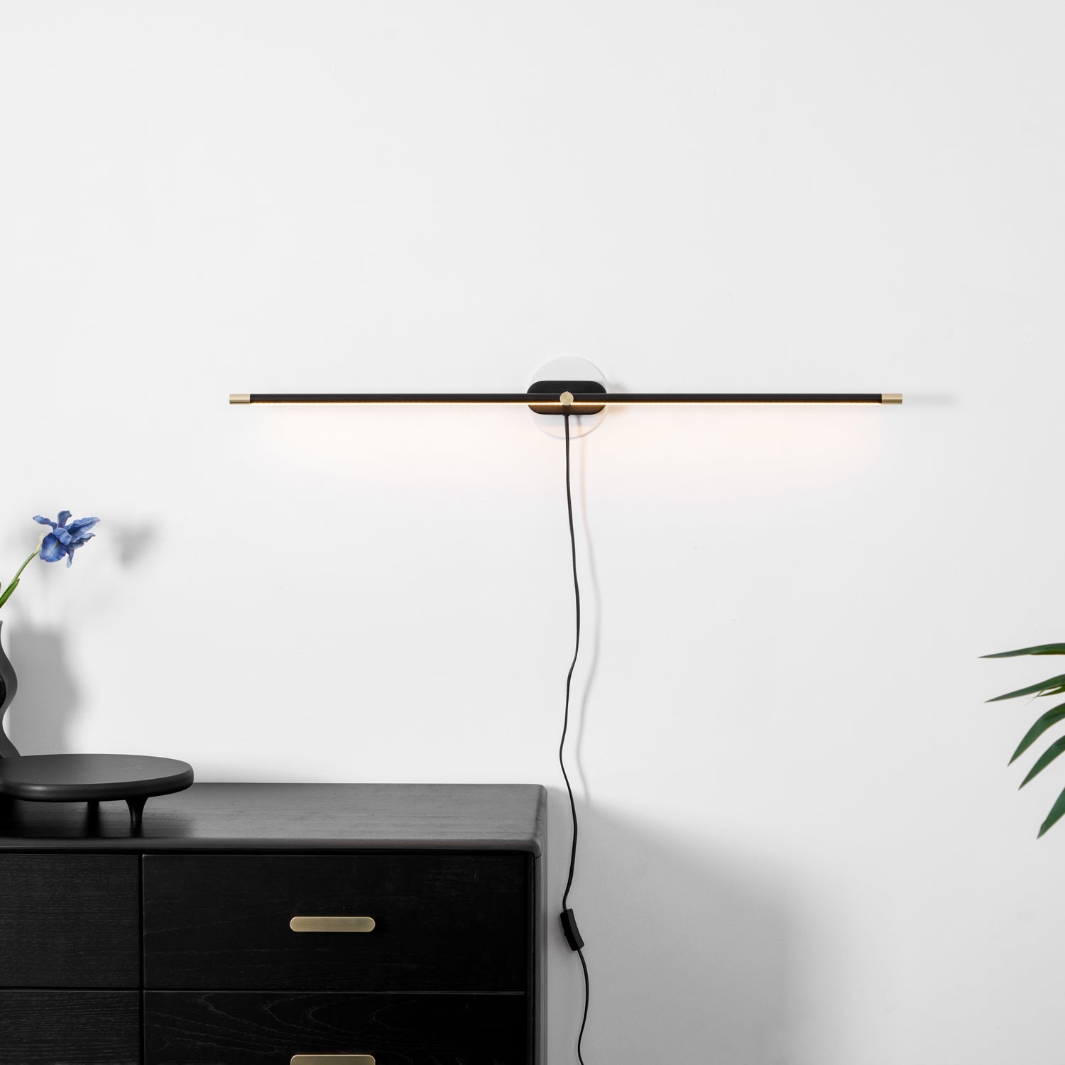 Gazo Linear Wall Light