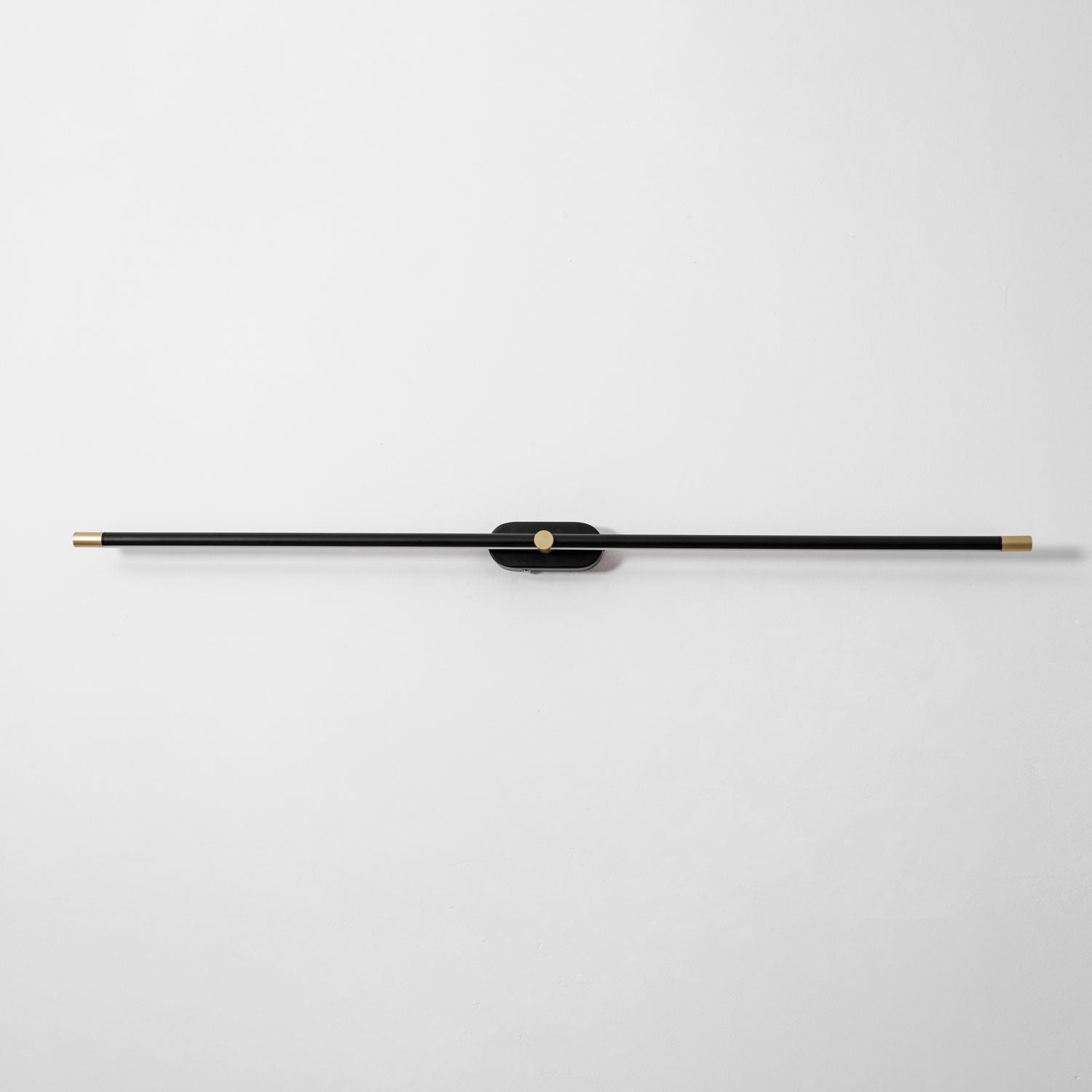Alcarino Linear Wall Light