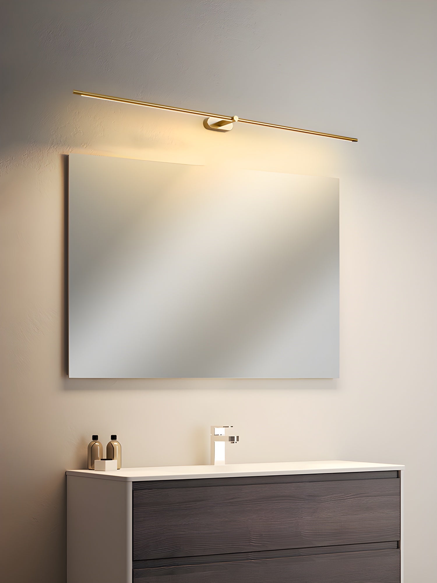 Alcarino Linear Wall Light