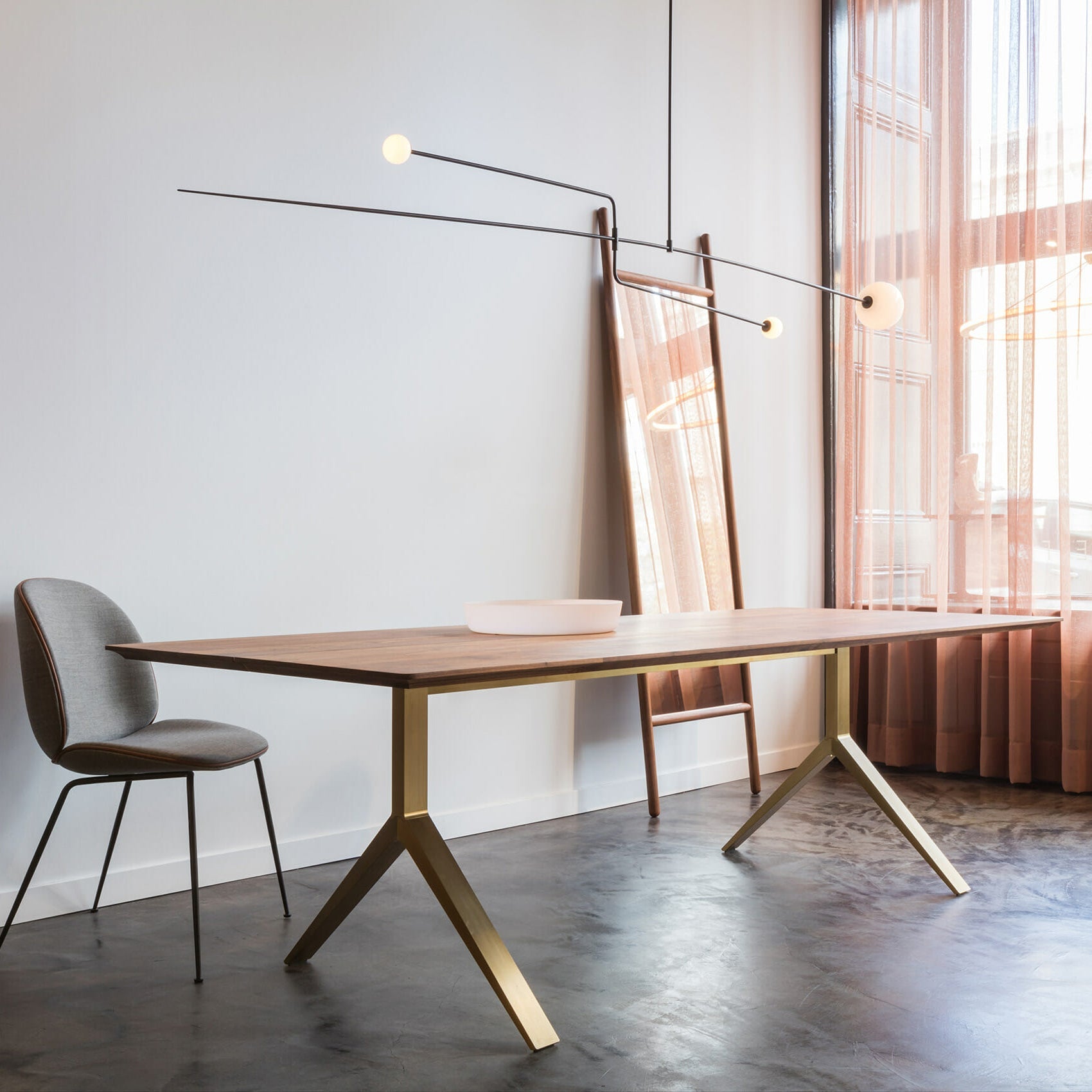 Allenia Minimalist Chandelier