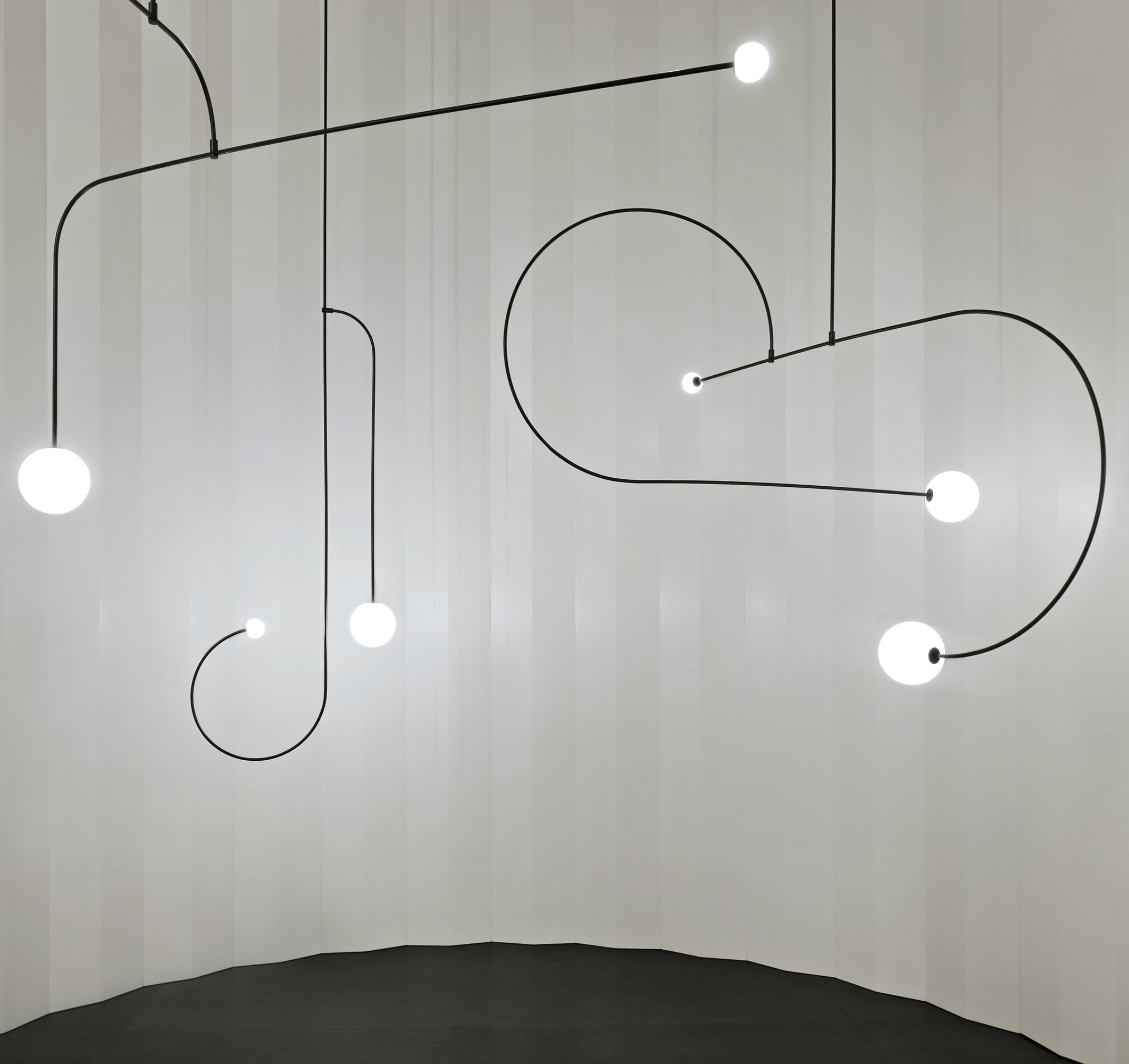 Allenia Minimalist Chandelier