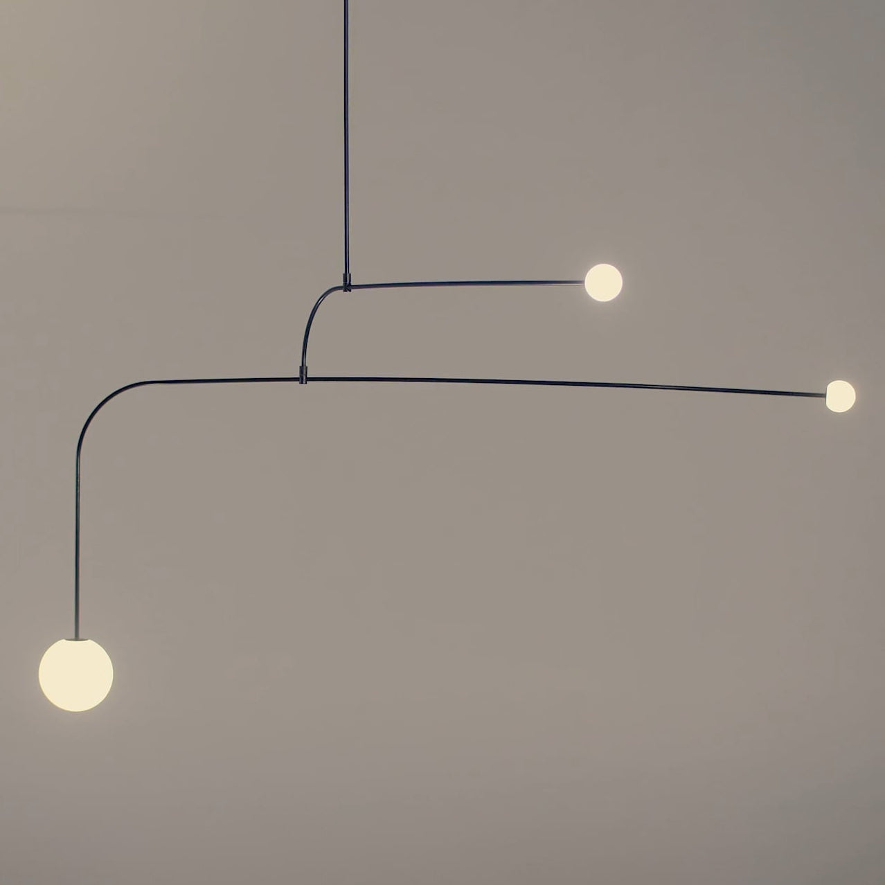 Allenia Minimalist Chandelier
