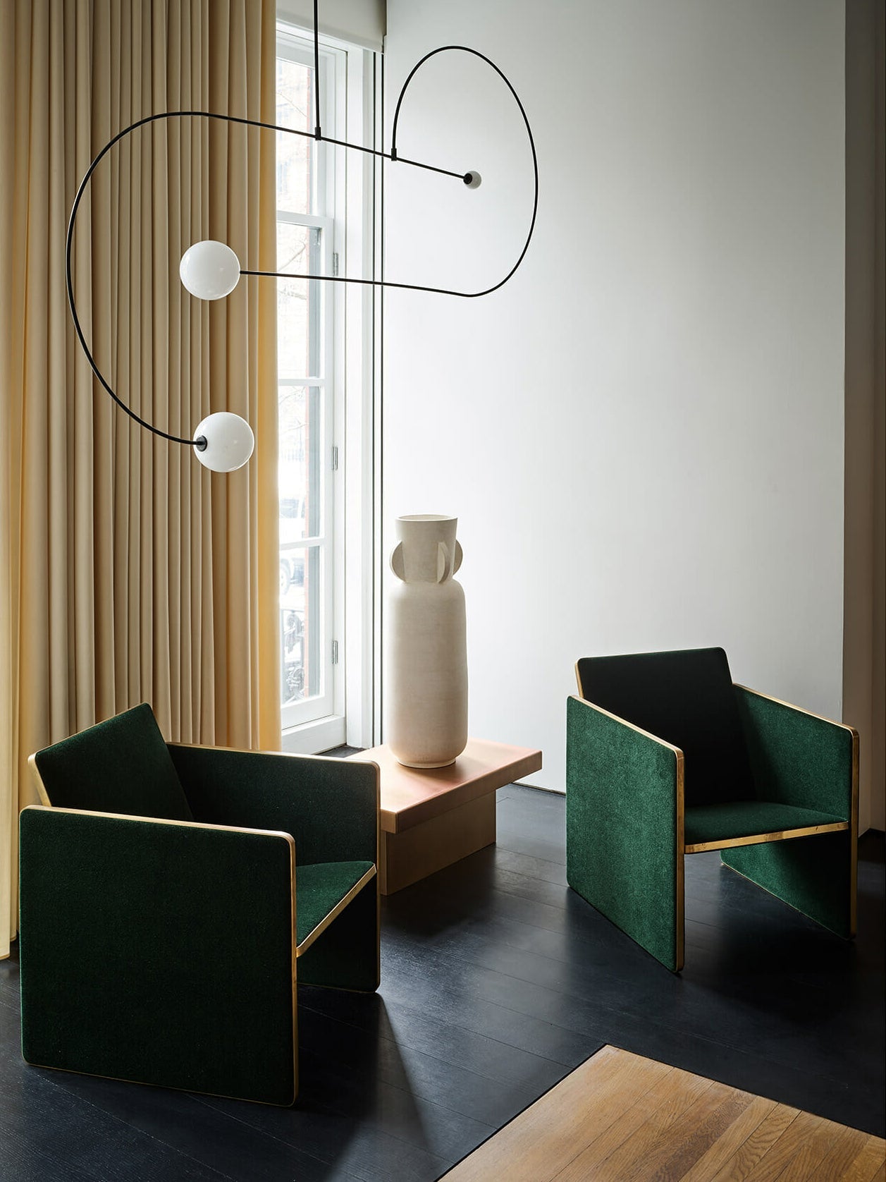 Allenia Minimalist Chandelier