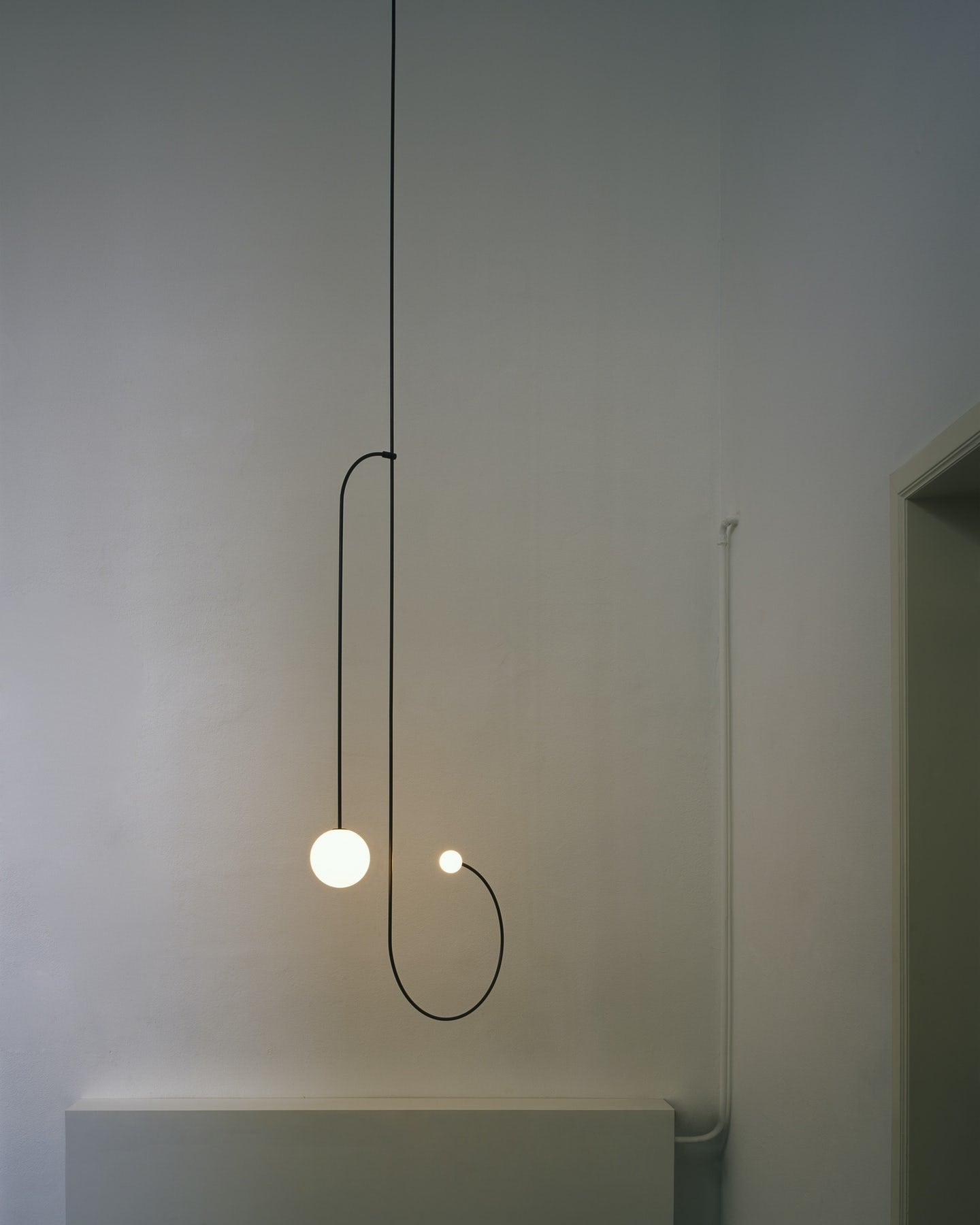 Allenia Minimalist Chandelier