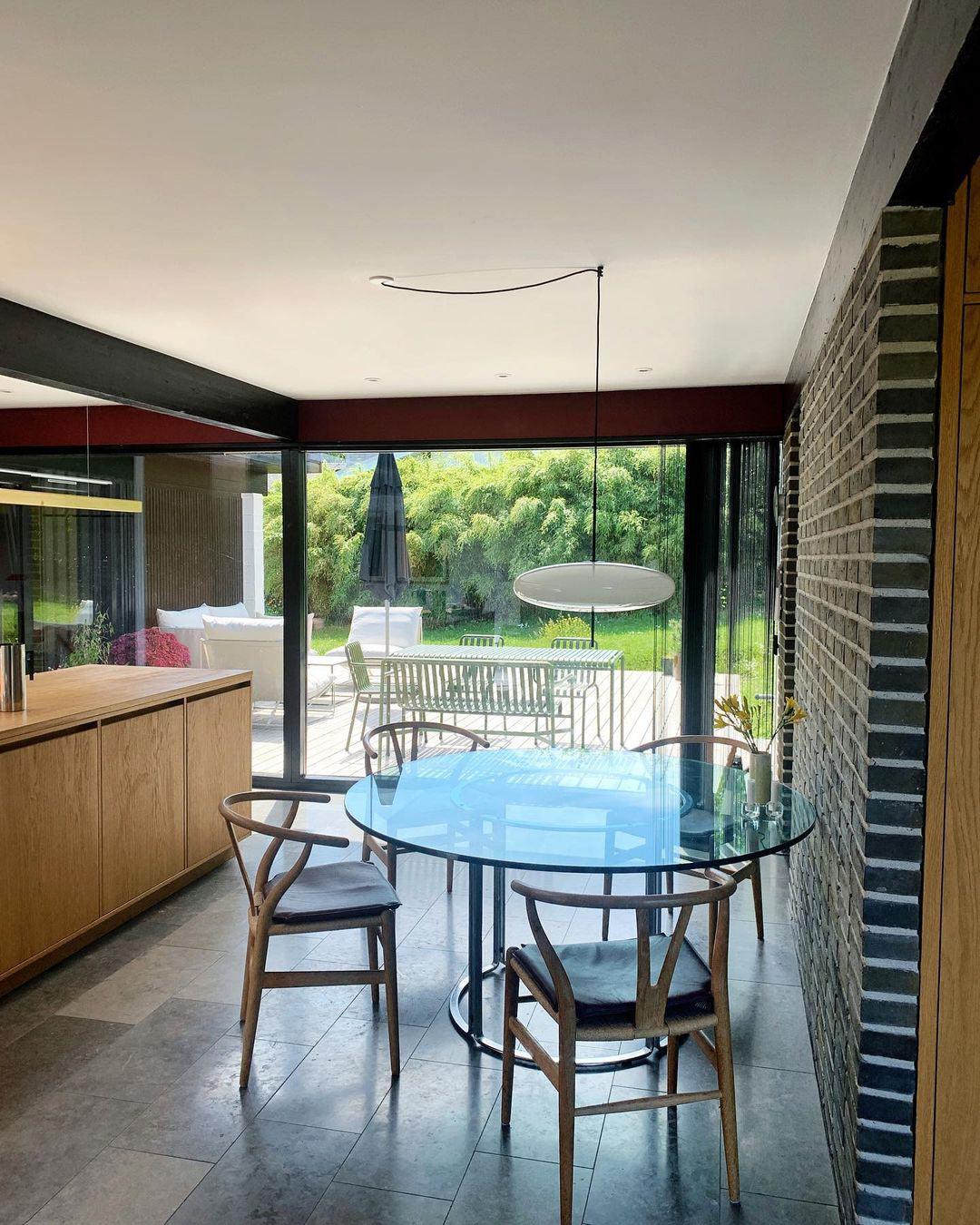 Barizis Disc Pendant Light