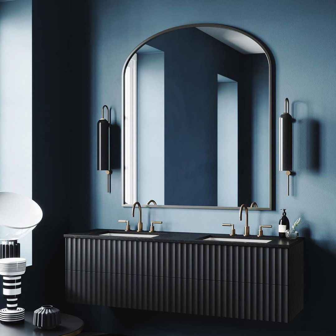 Varlo Wall Light