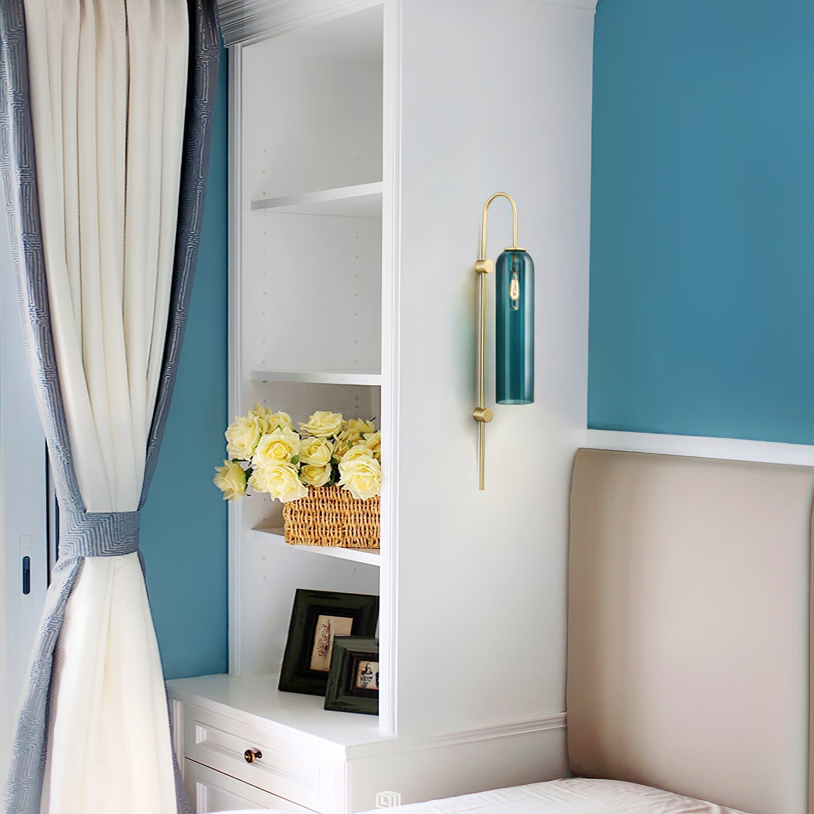 Varlo Wall Light