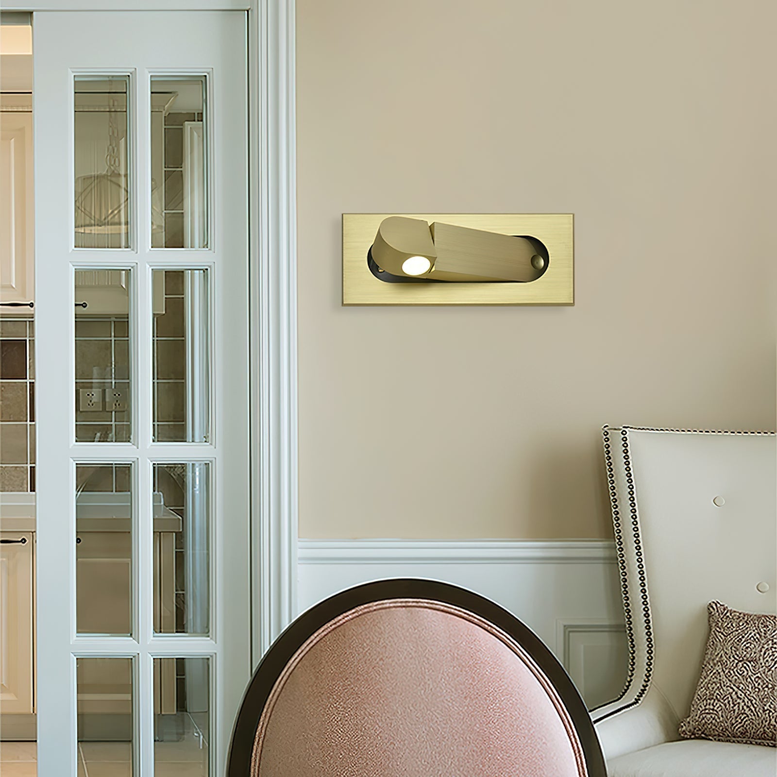 Octona Wall Light