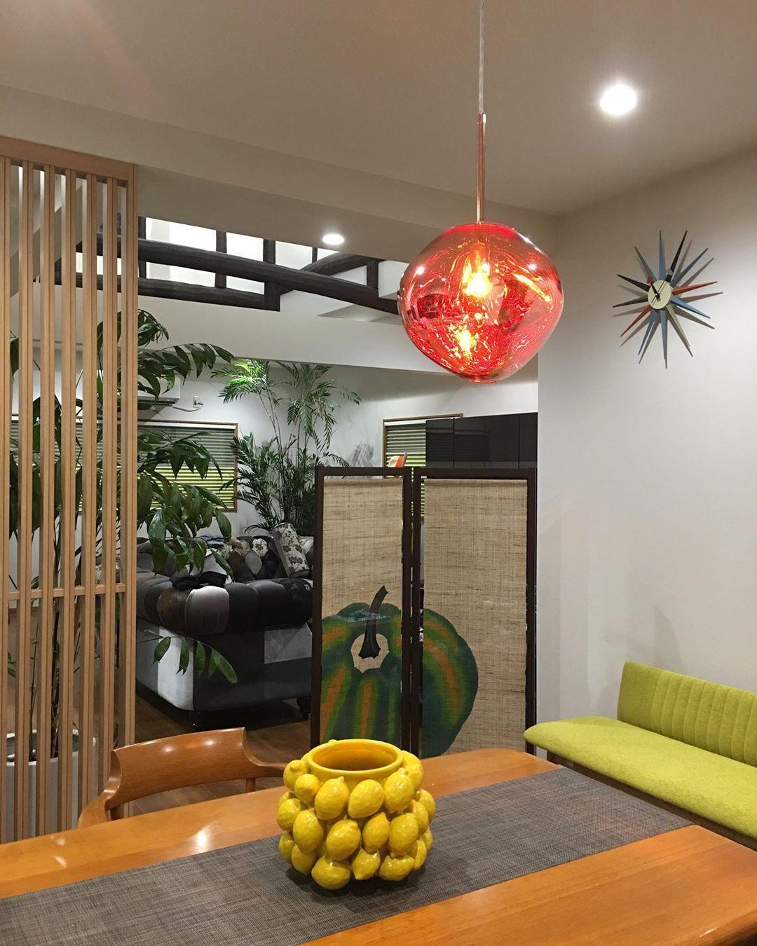 Allorvian Sculptural Pendant Light