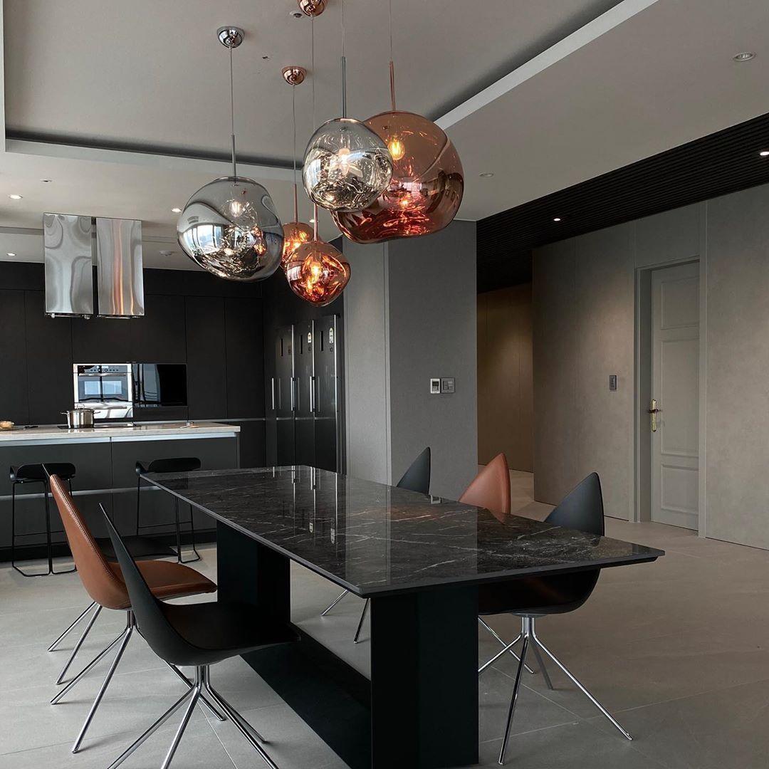 Allorvian Sculptural Pendant Light