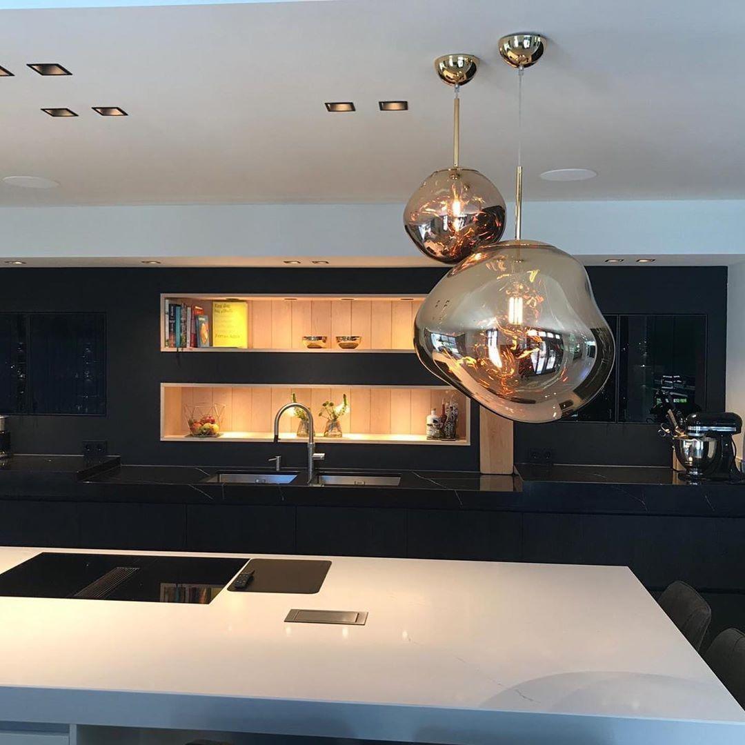 Allorvian Sculptural Pendant Light