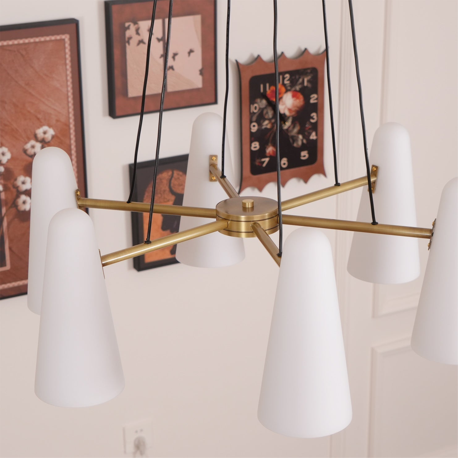Akelyo Chandelier