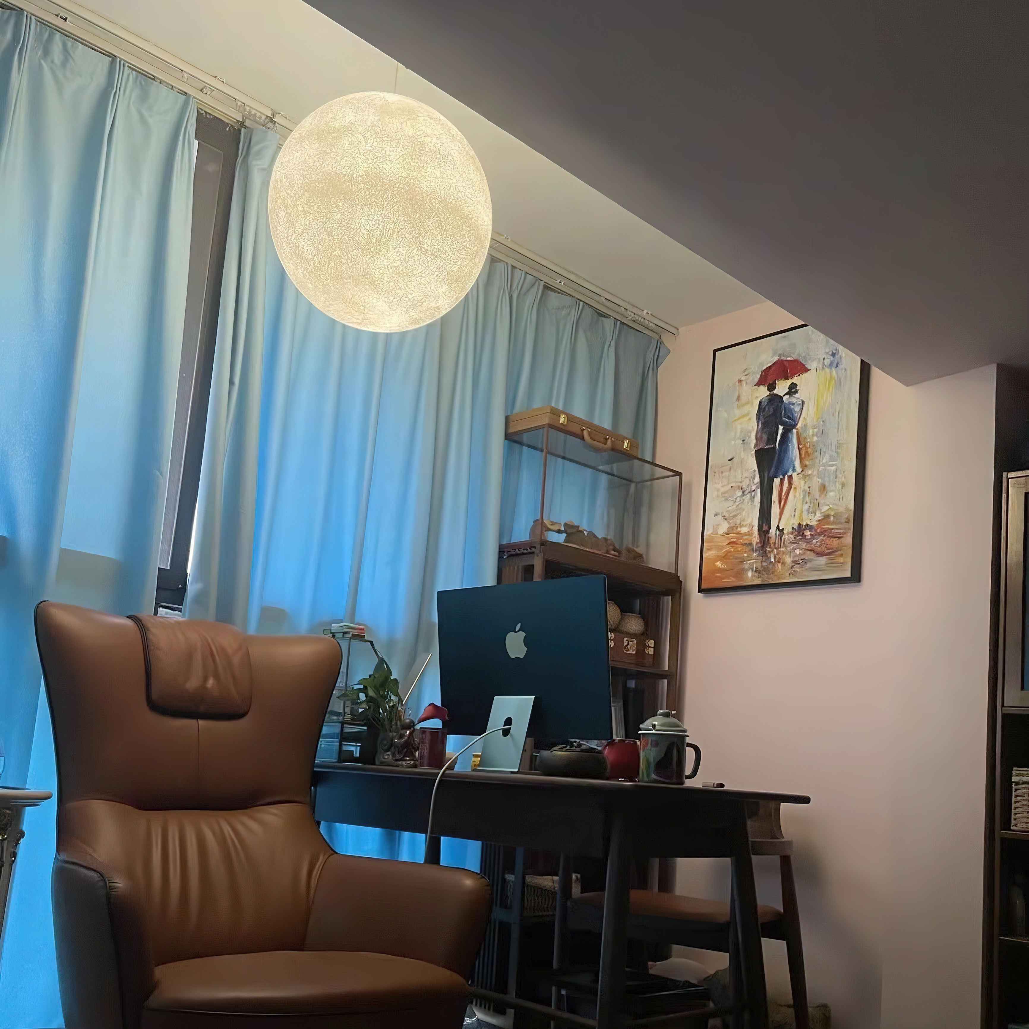 Hubelora Globe Pendant Light