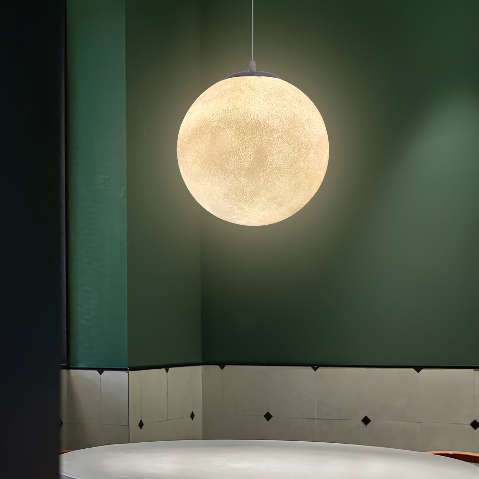 Hubelora Globe Pendant Light