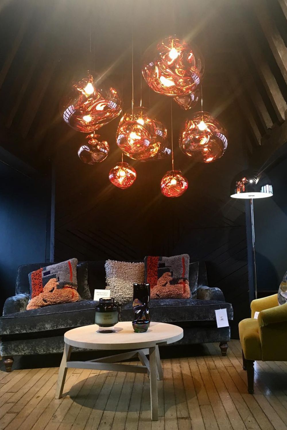 Ugalivor Modern Pendant Light