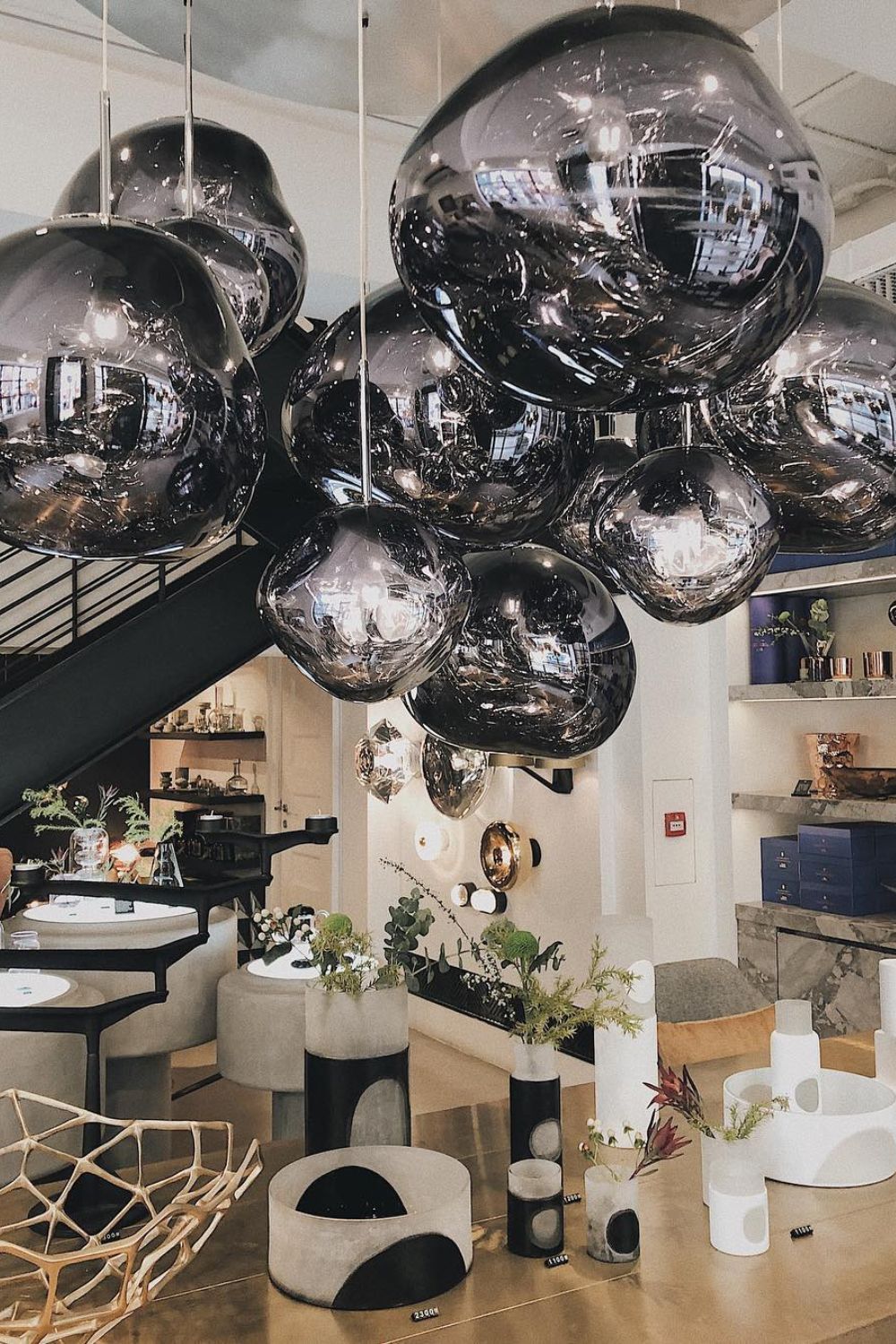 Ugalivor Modern Pendant Light