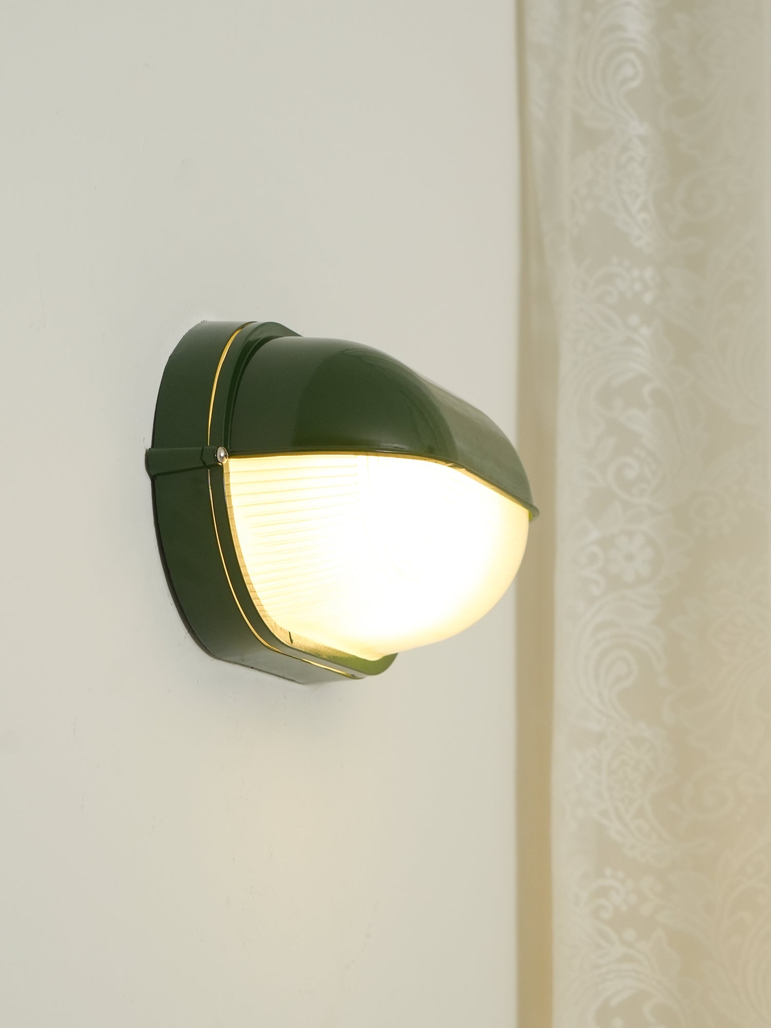 Aroni Outdoor Wall Light
