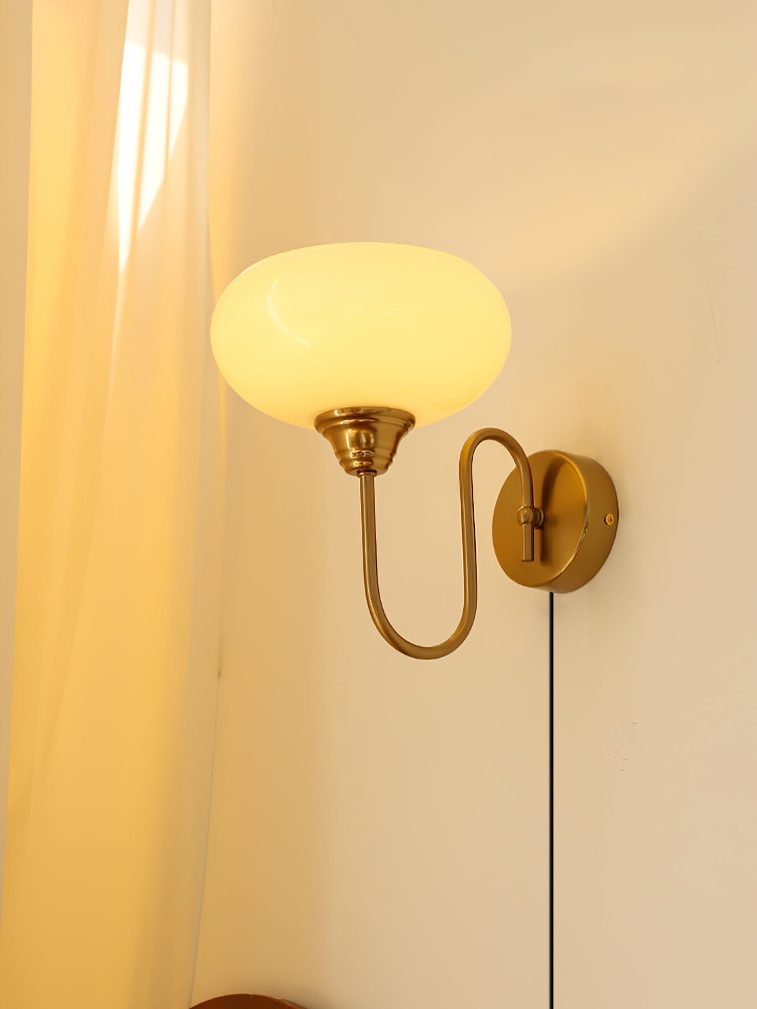 Siroma Plug In Wall Light