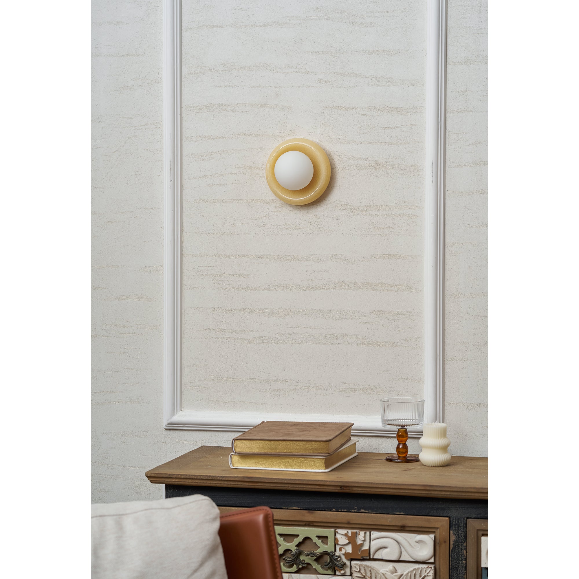 Torsella Wall Light