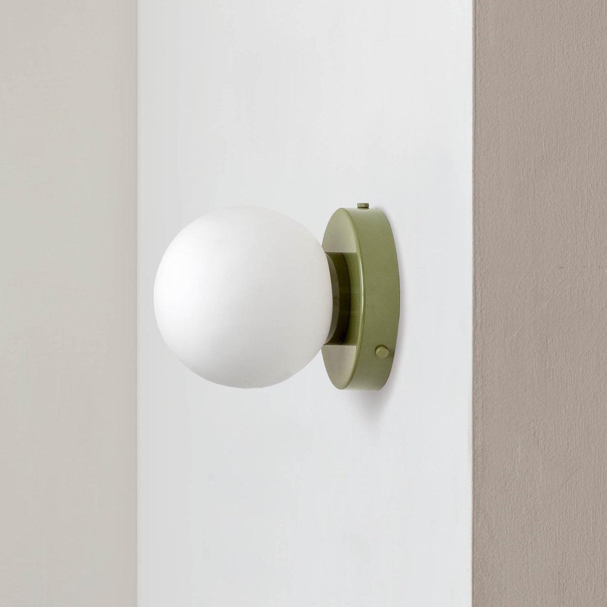 Cirkulor Wall Light