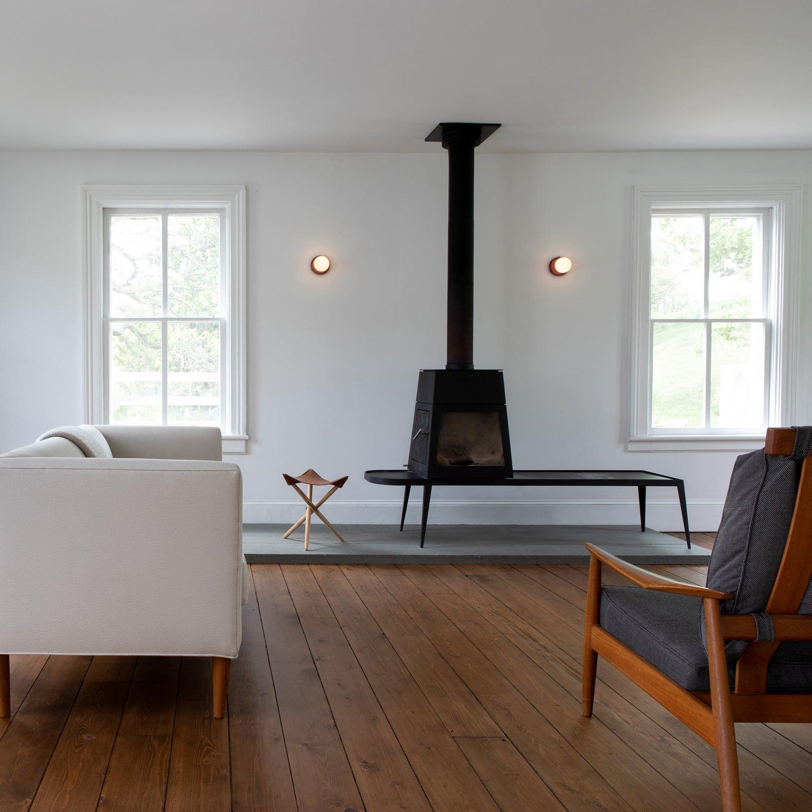 Hogon Globe Wall Light