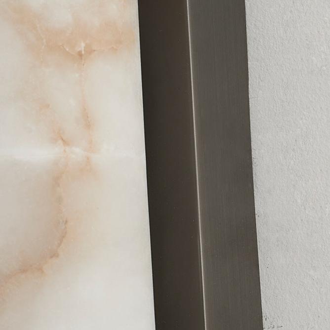Hagavor Minimalist Wall Light