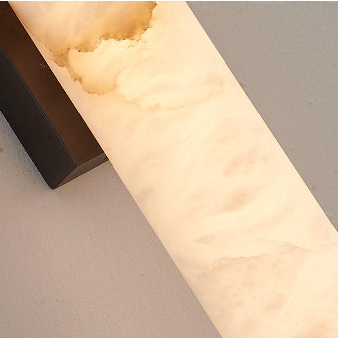 Hagavor Minimalist Wall Light
